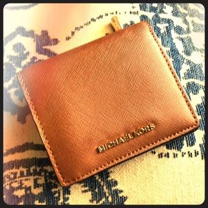 Michael Kors Jet Set Saffiano Leather Card Holder